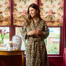 Load image into Gallery viewer, Weezie Women’s Long Plush Robe, Leopard SM
