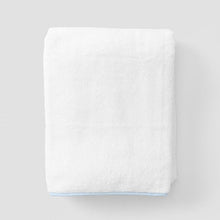 Load image into Gallery viewer, Weezie Signature Bath Towel, Light Blue on White
