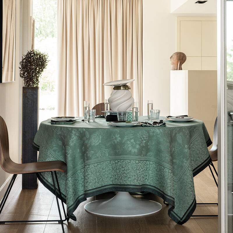 Le Jacquard Tablecloth Romance Green, 69x69